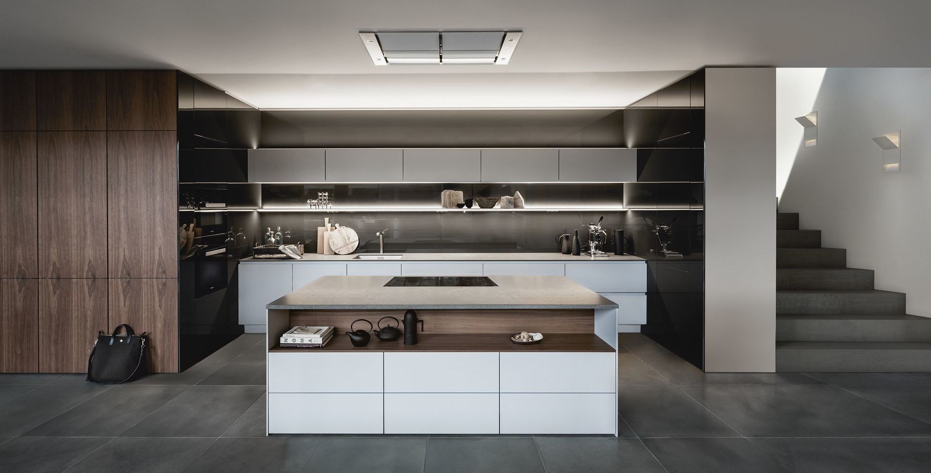 SieMatic Pure S2 SE in sterling grey matte and graphite grey with kitchen island